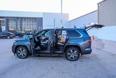 2024 Toyota SEQUOIA 4WD Capstone