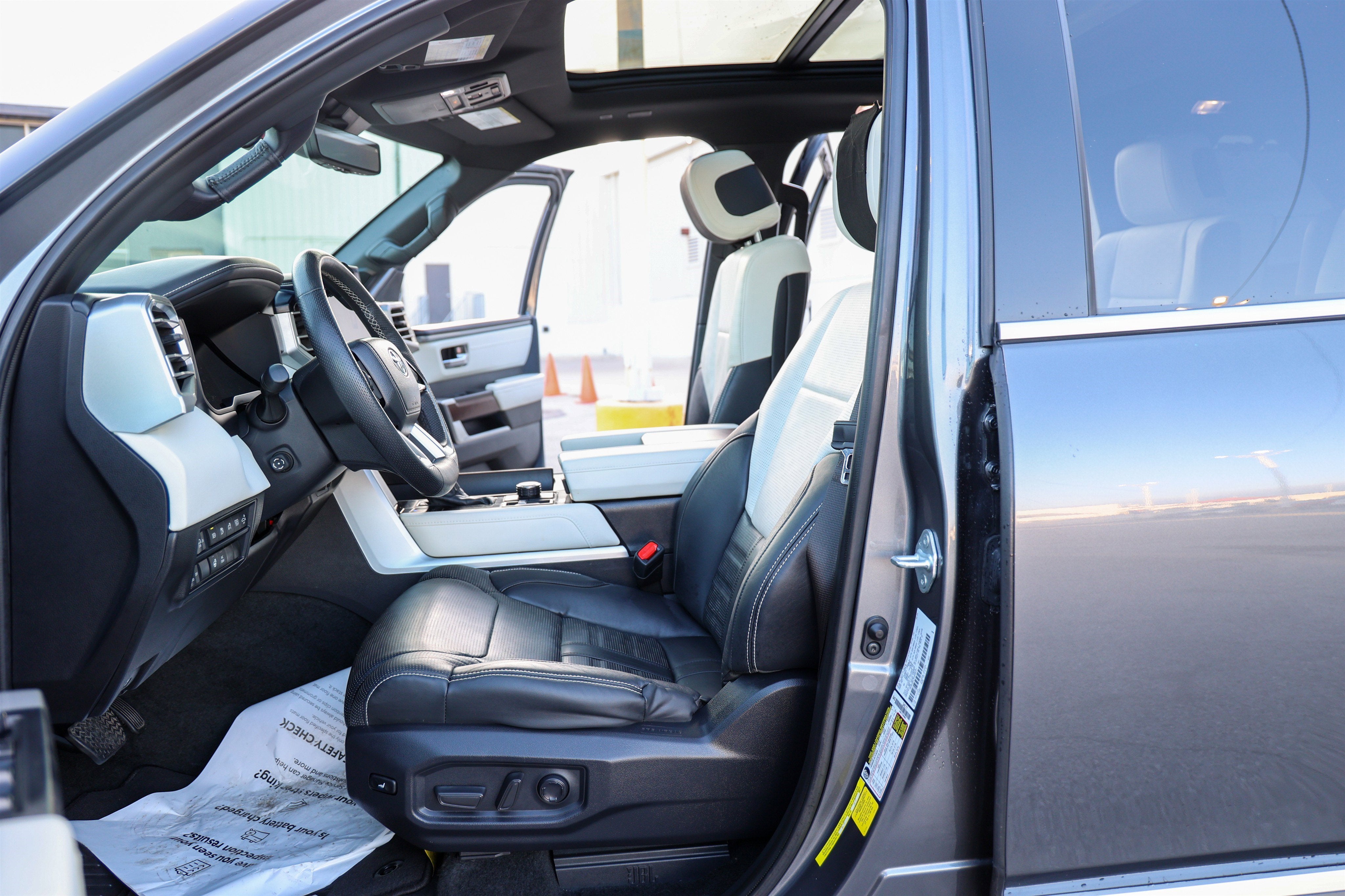 2024 Toyota SEQUOIA 4WD Capstone