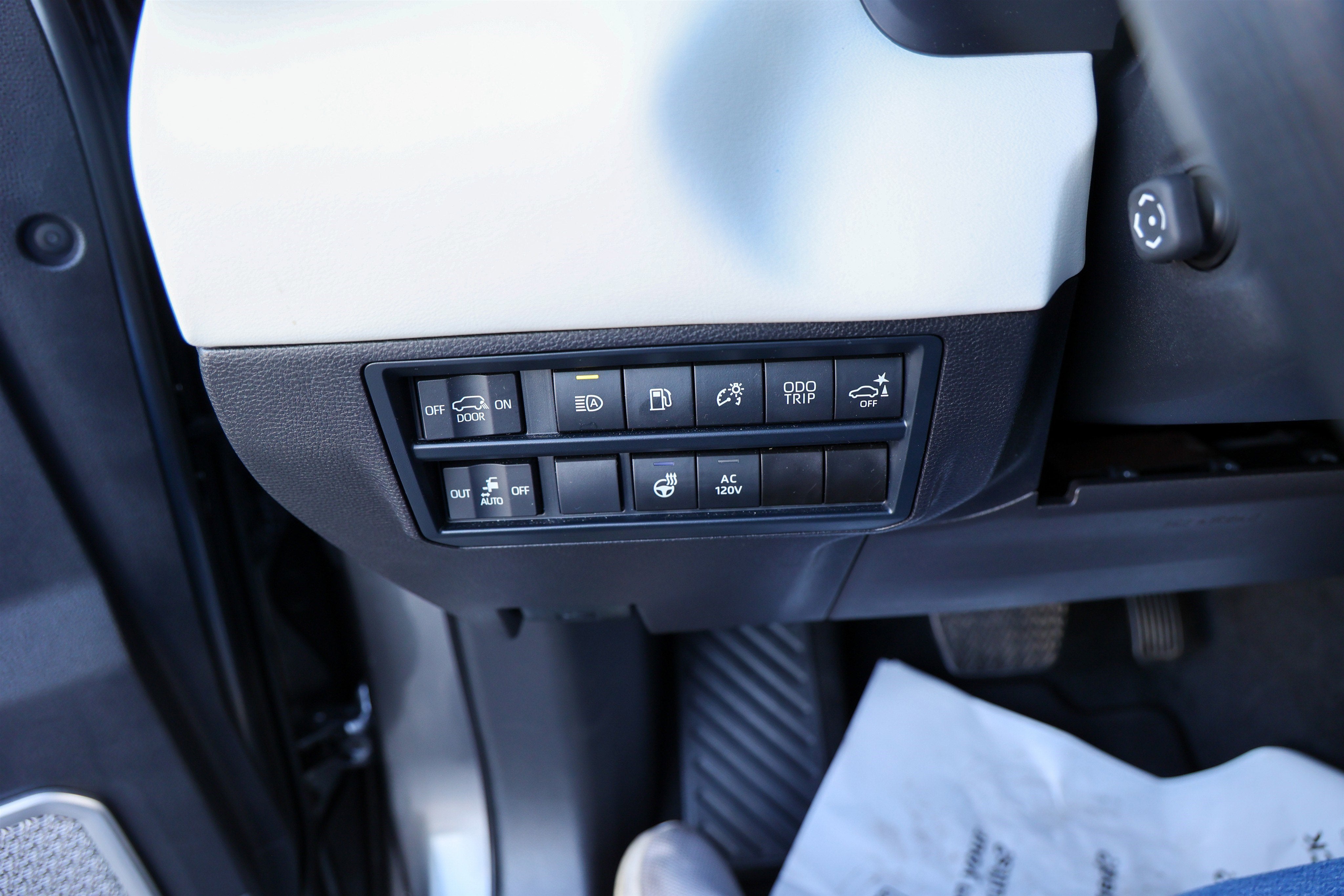 2024 Toyota SEQUOIA 4WD Capstone