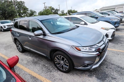 2017 Mitsubishi Outlander SE