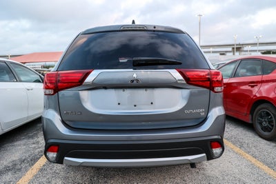 2017 Mitsubishi Outlander SE