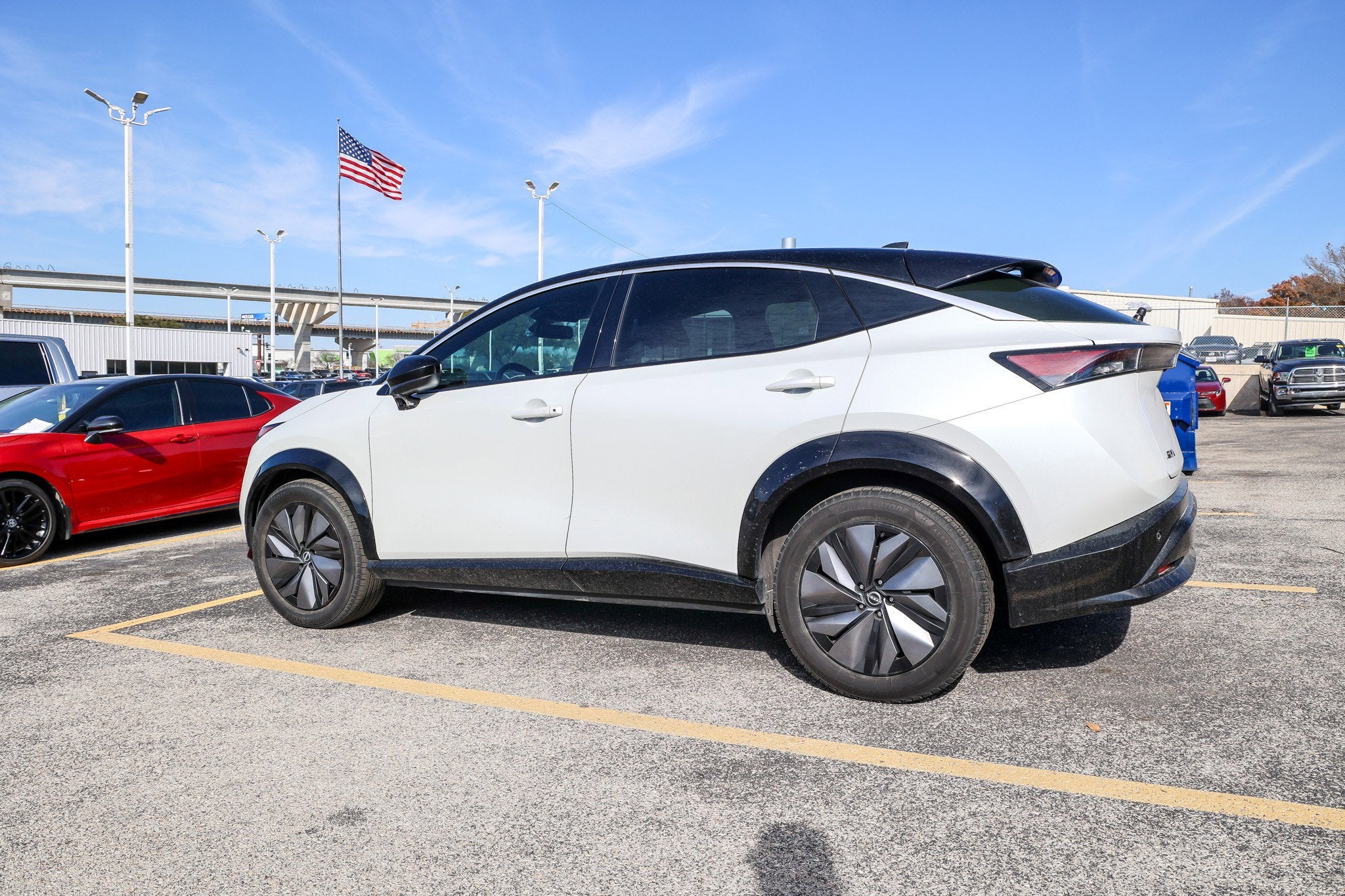 2023 Nissan ARIYA VENTURE+