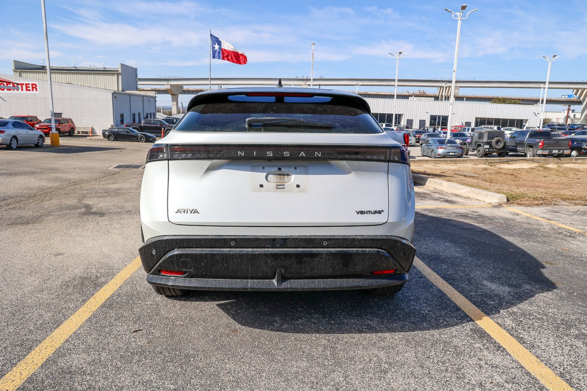 2023 Nissan ARIYA VENTURE+