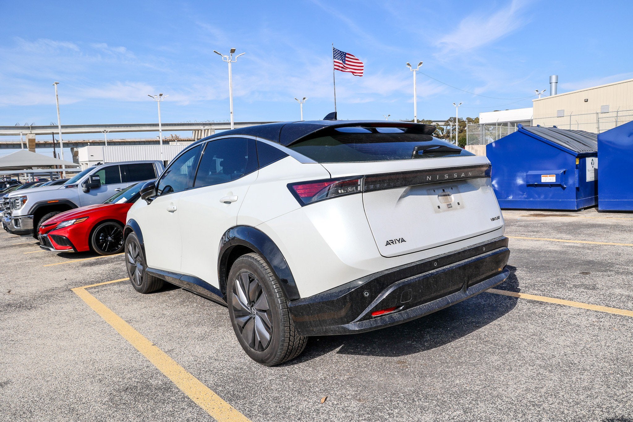 2023 Nissan ARIYA VENTURE+