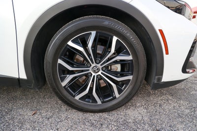 2023 Toyota Crown XLE