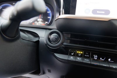 2026 Toyota CROWN XLE