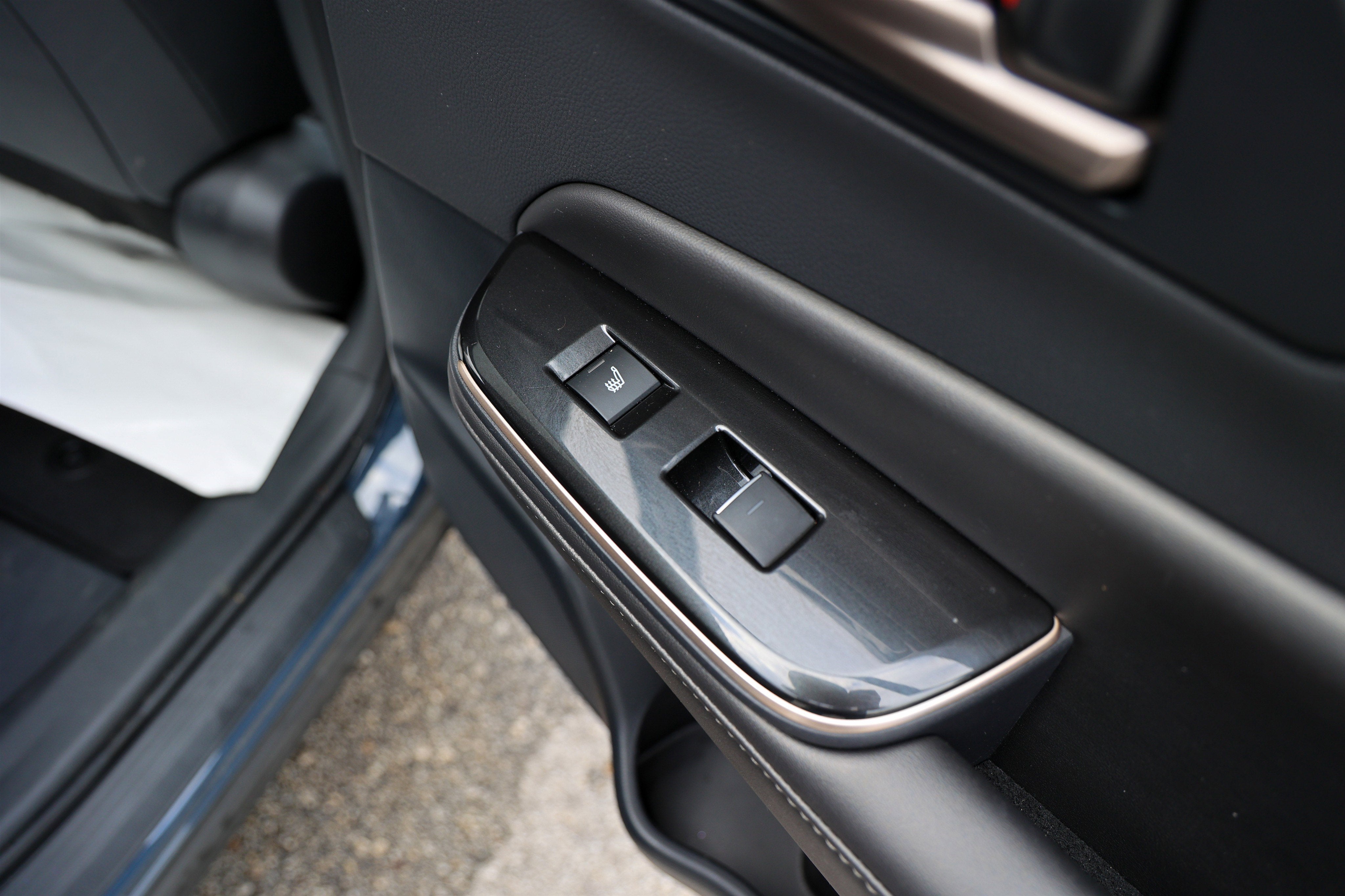 2025 Toyota CROWN Nightshade