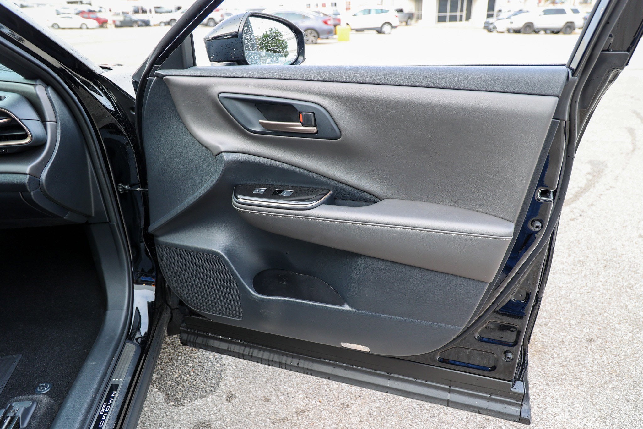 2026 Toyota CROWN Nightshade