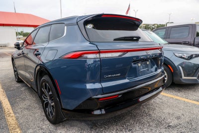 2025 Toyota Crown Signia XLE