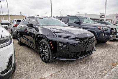 2025 Toyota CROWN SIGNIA XLE