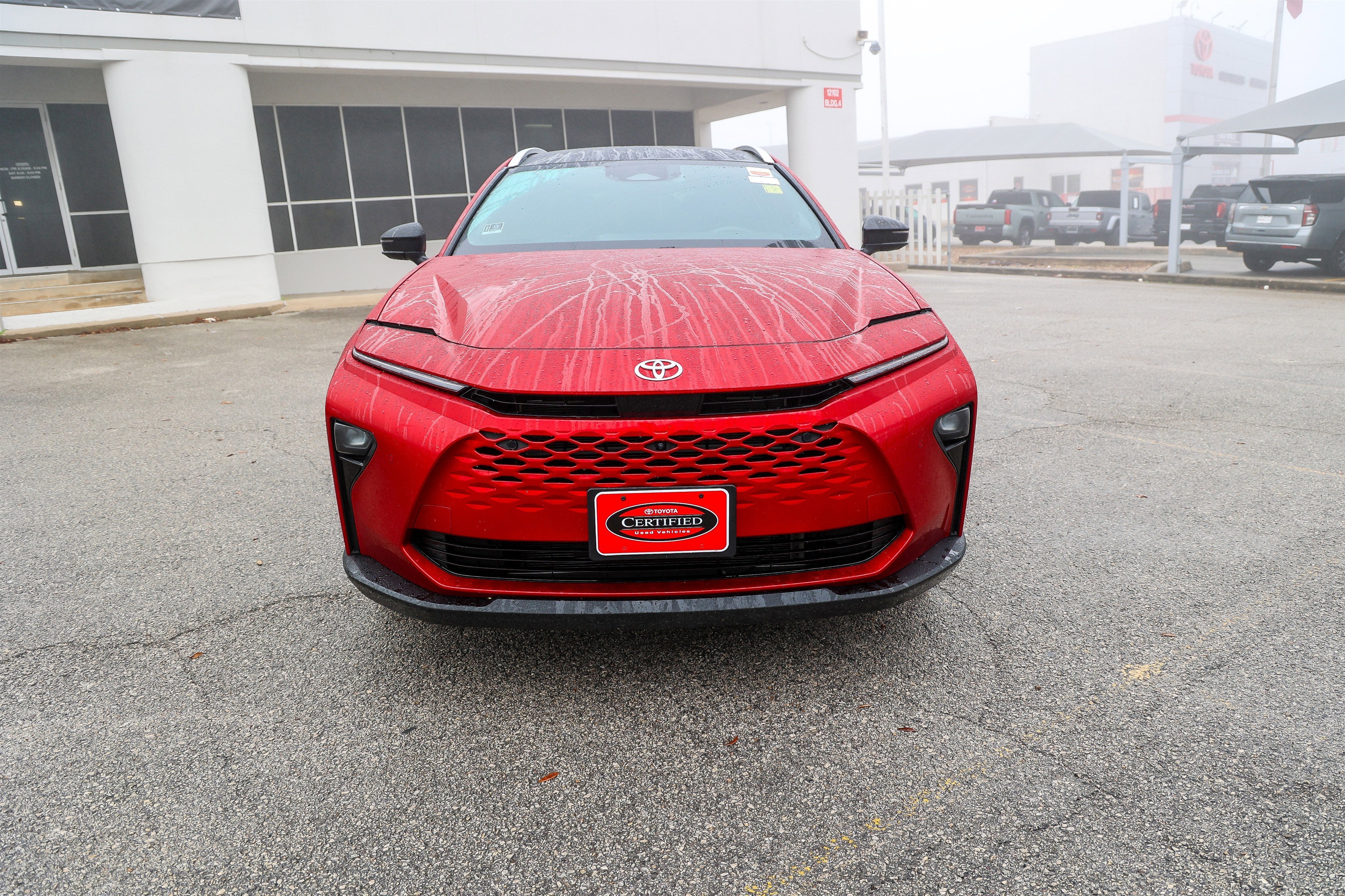 2025 Toyota CROWN SIGNIA Limited