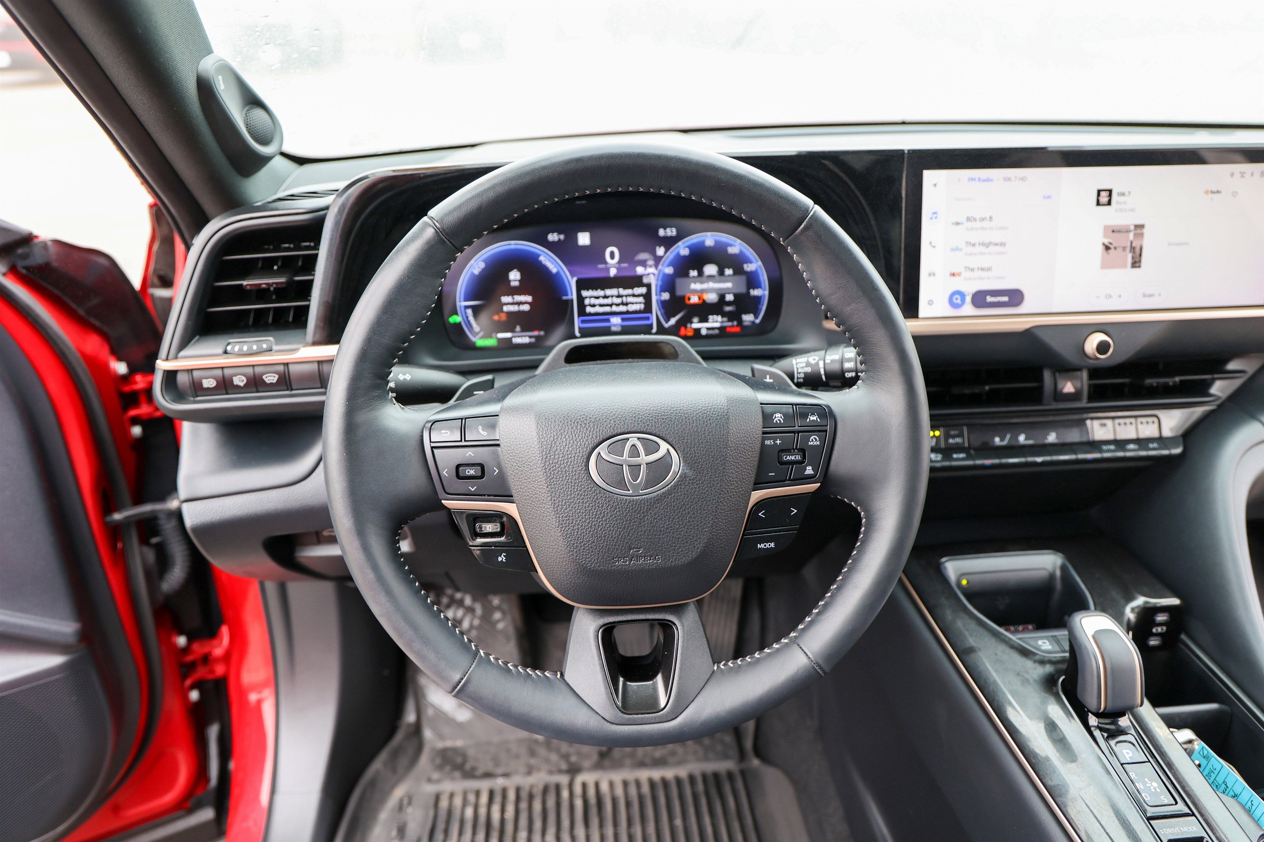 2025 Toyota CROWN SIGNIA Limited