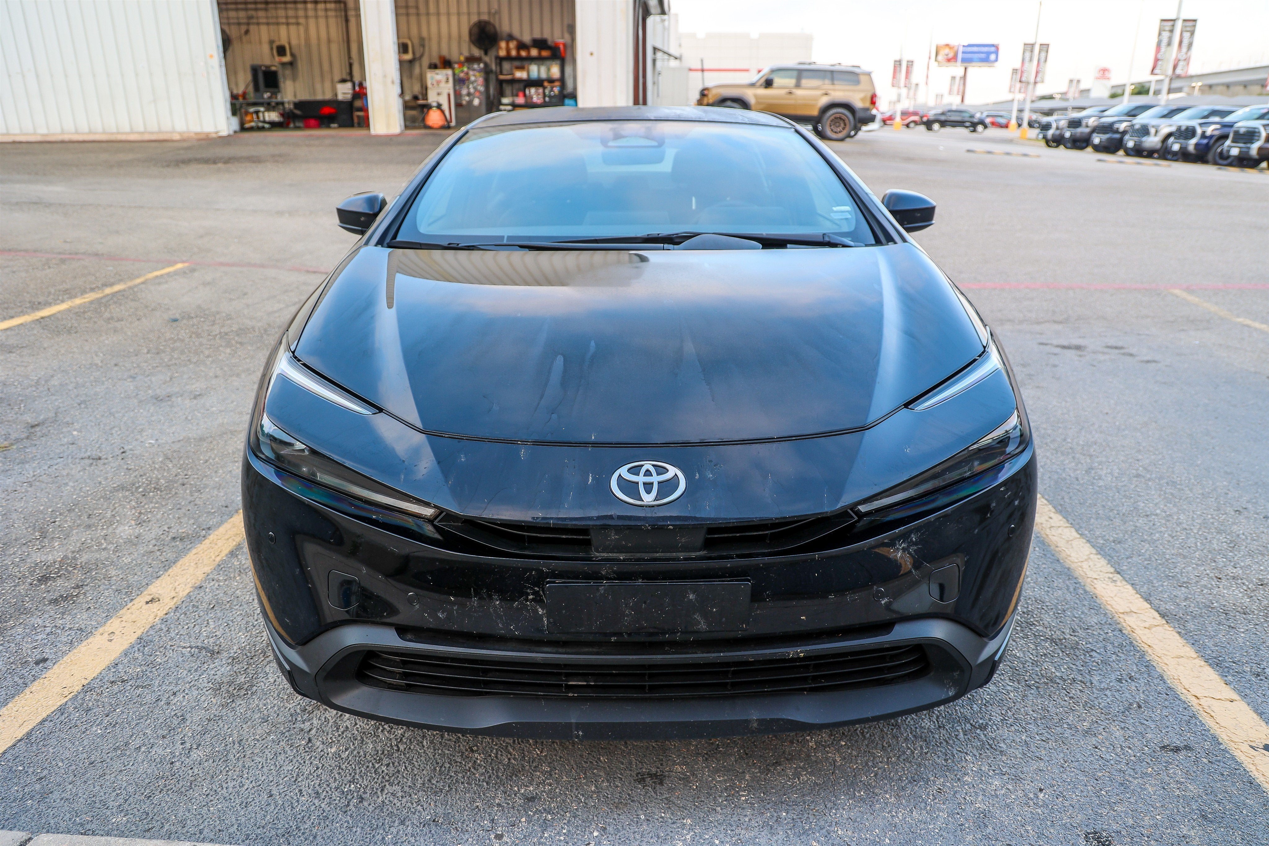 2025 Toyota Prius LE