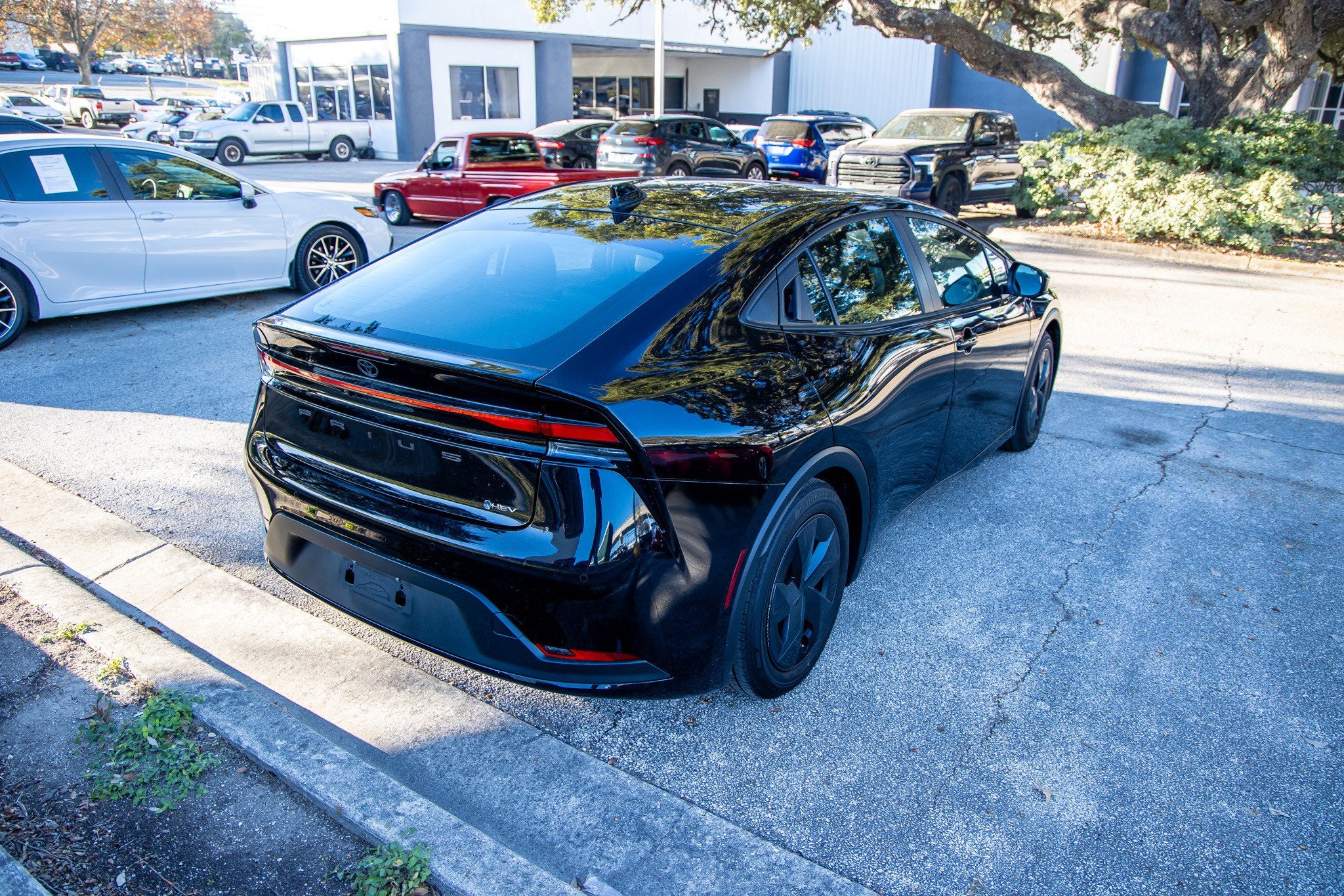 2025 Toyota PRIUS LE