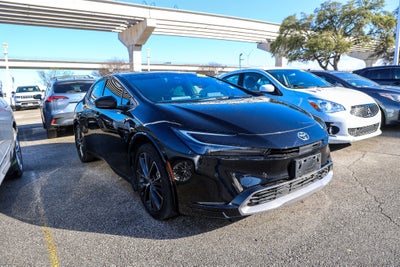 2024 Toyota PRIUS XLE