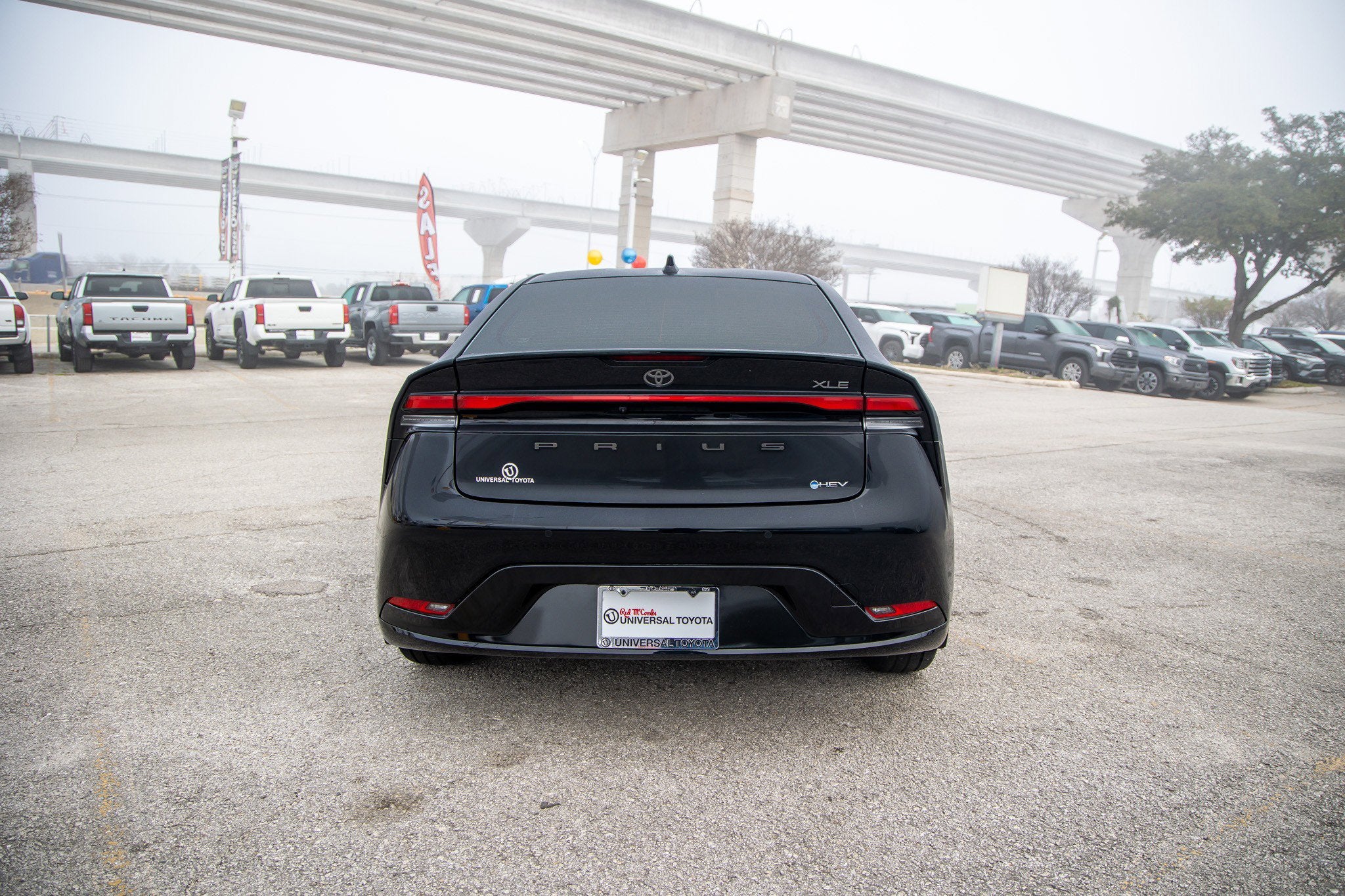 2024 Toyota PRIUS XLE