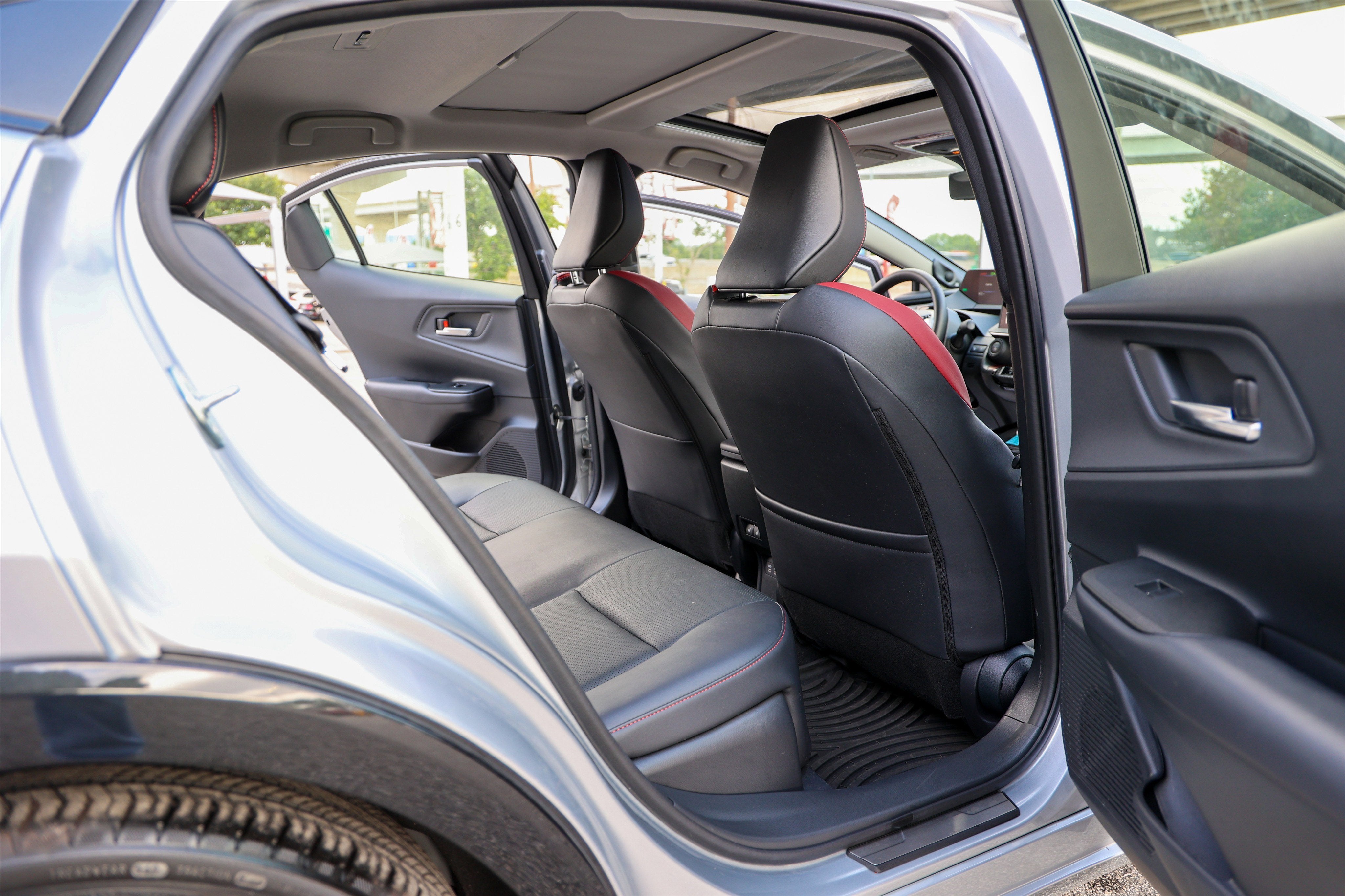 2024 Toyota PRIUS PRIME XSE Premium