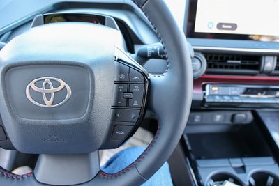 2025 Toyota Prius XSE SE