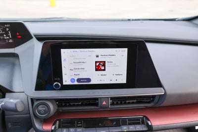 2025 Toyota Prius SE SE