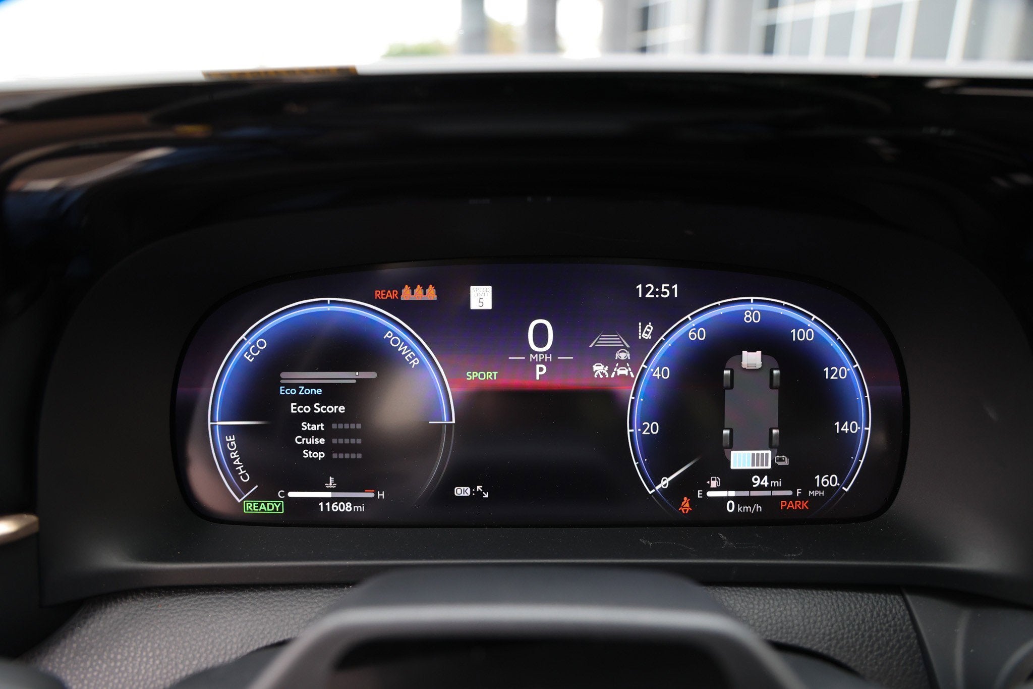 2025 Toyota CROWN Platinum