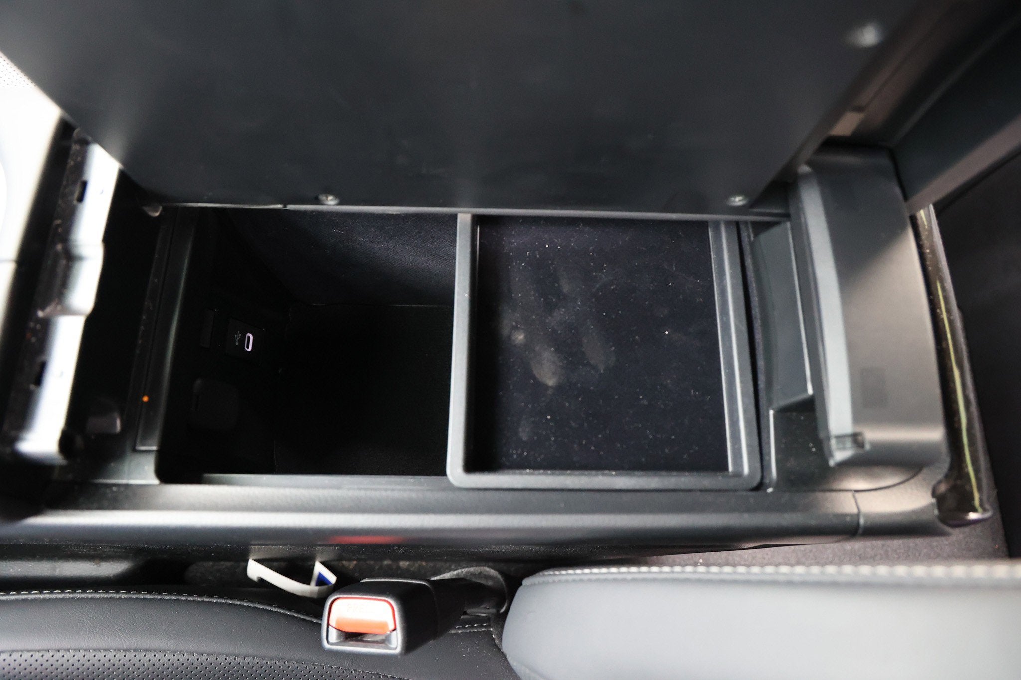 2025 Toyota CROWN Platinum