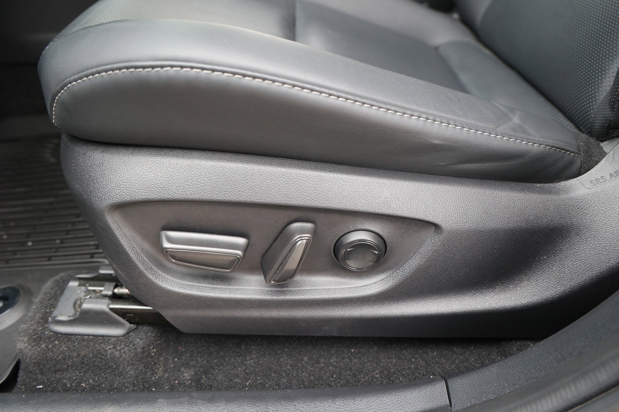 2025 Toyota CROWN Platinum