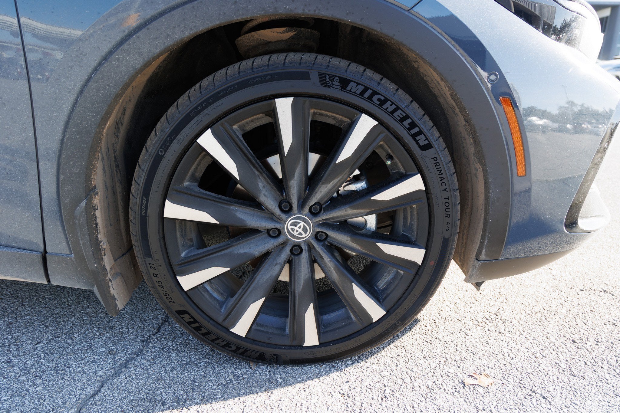 2025 Toyota CROWN Platinum