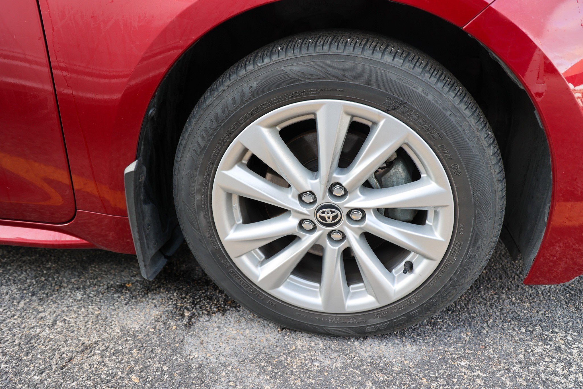 2024 Toyota COROLLA HYBRID Hybrid XLE