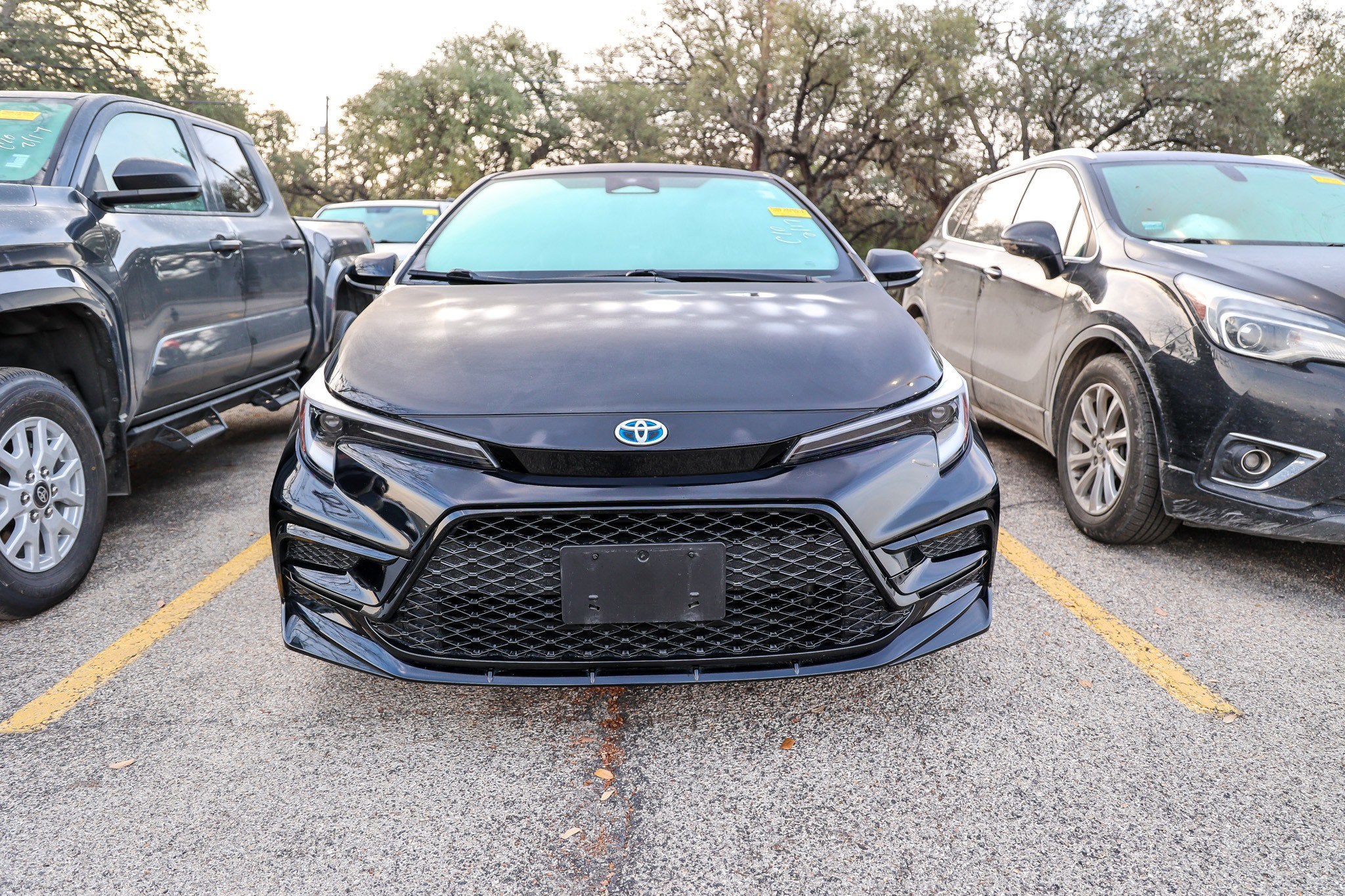 2023 Toyota COROLLA HYBRID Hybrid SE