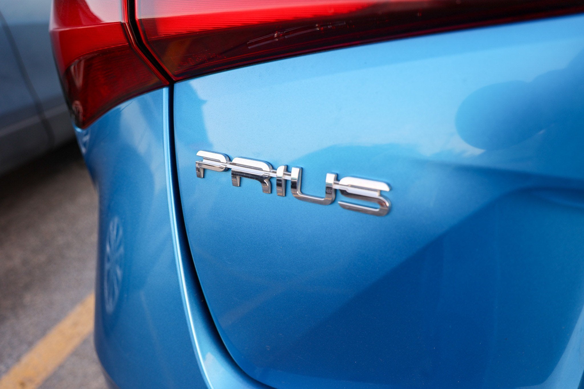 2020 Toyota Prius LE