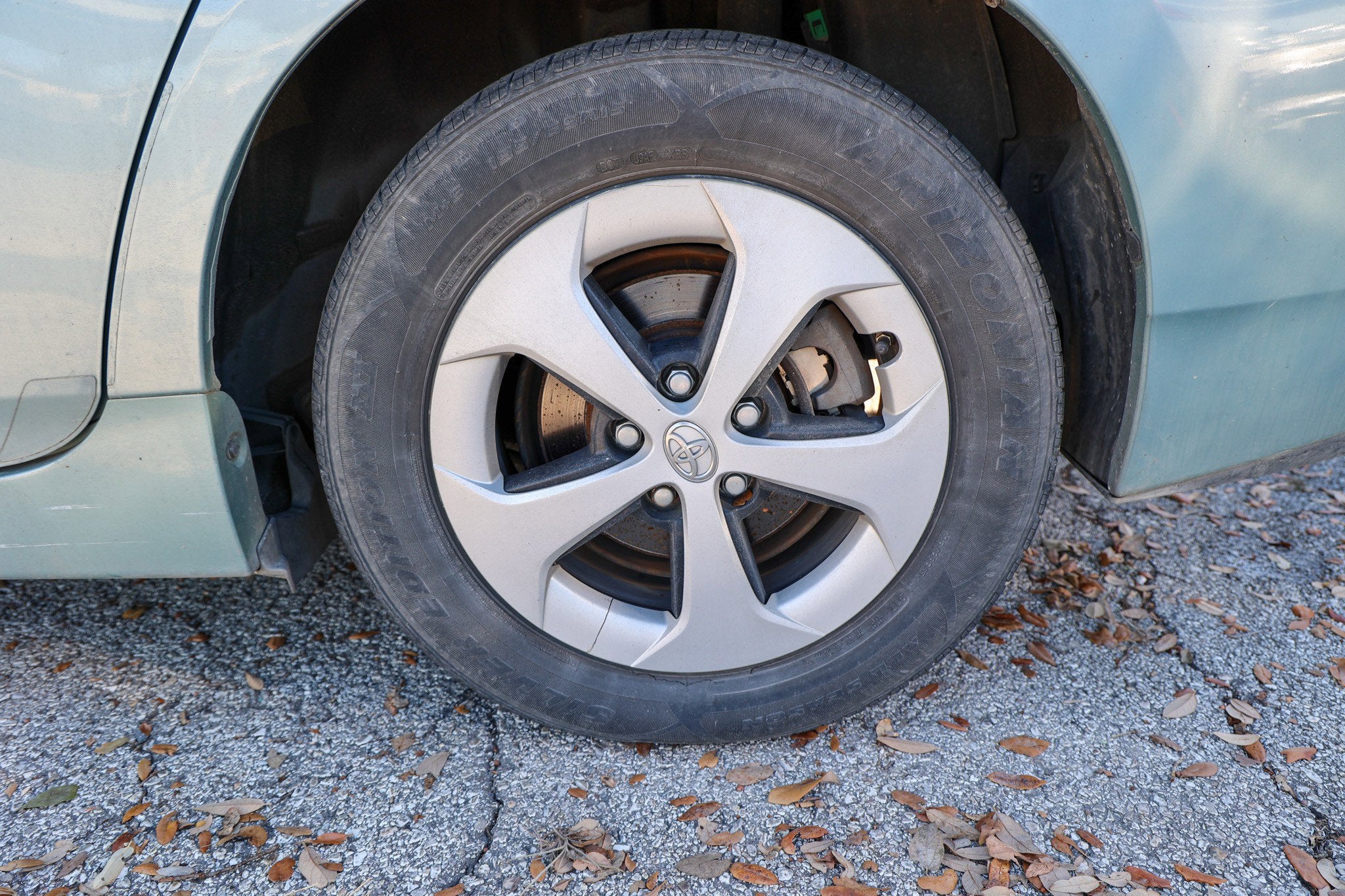 2012 Toyota PRIUS Two