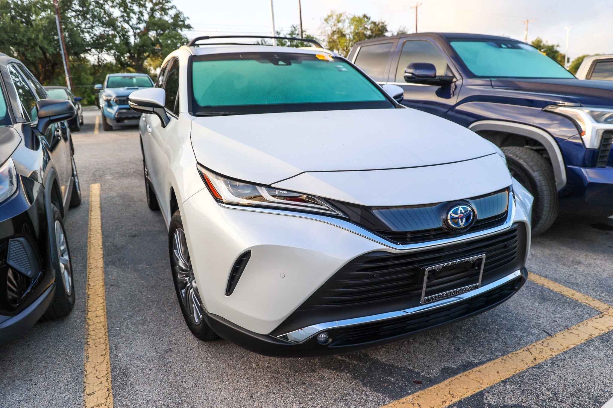 2023 Toyota Venza XLE