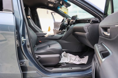 2024 Toyota Venza XLE