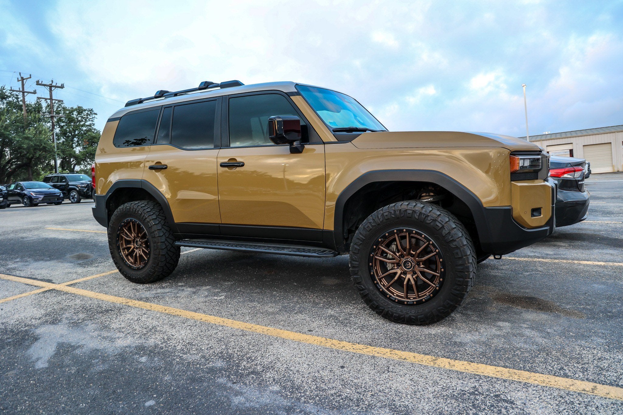 2024 Toyota Land Cruiser 4WD (Natl)