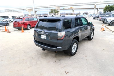 2024 Toyota 4RUNNER SR5