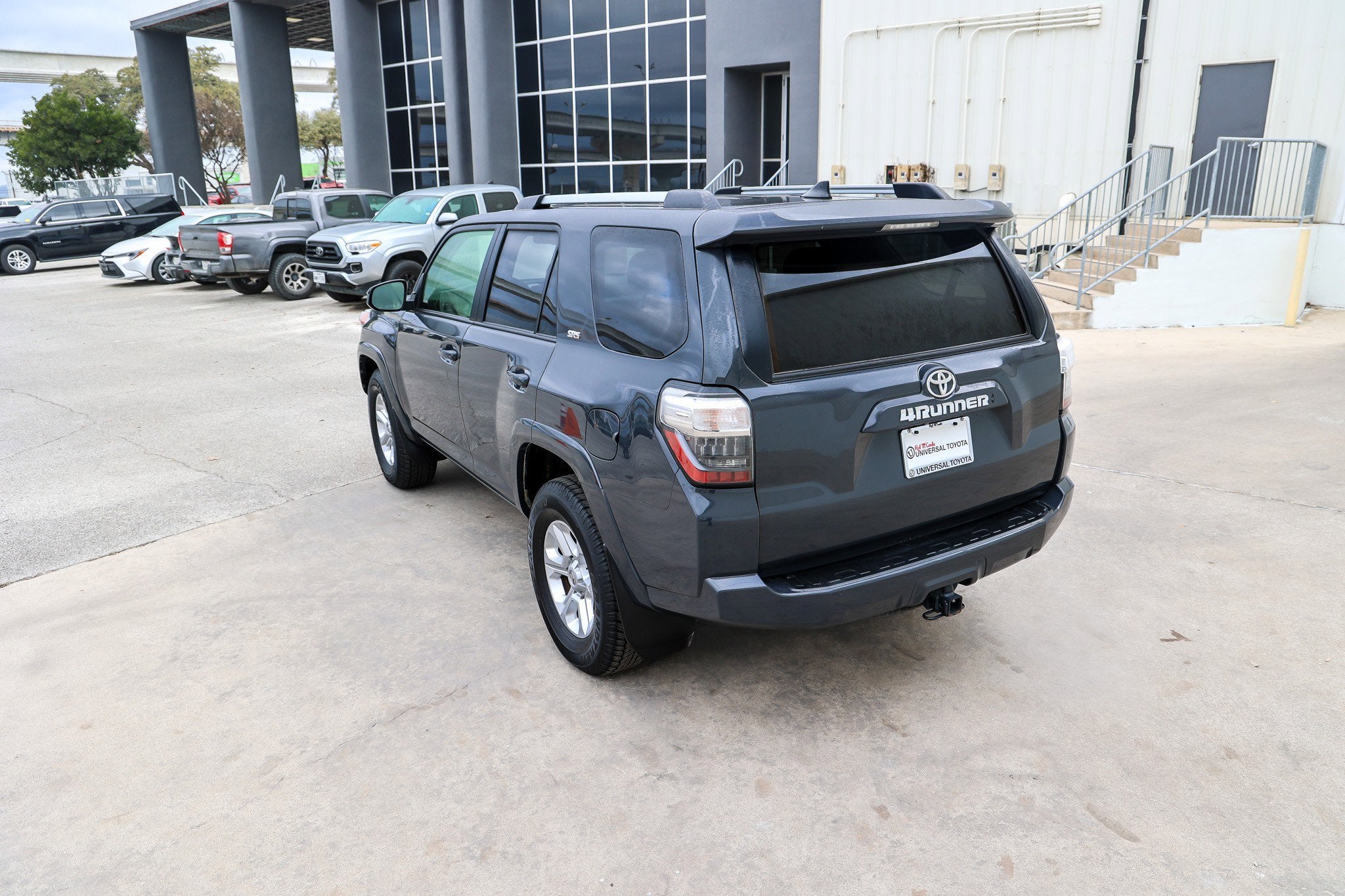 2024 Toyota 4RUNNER SR5