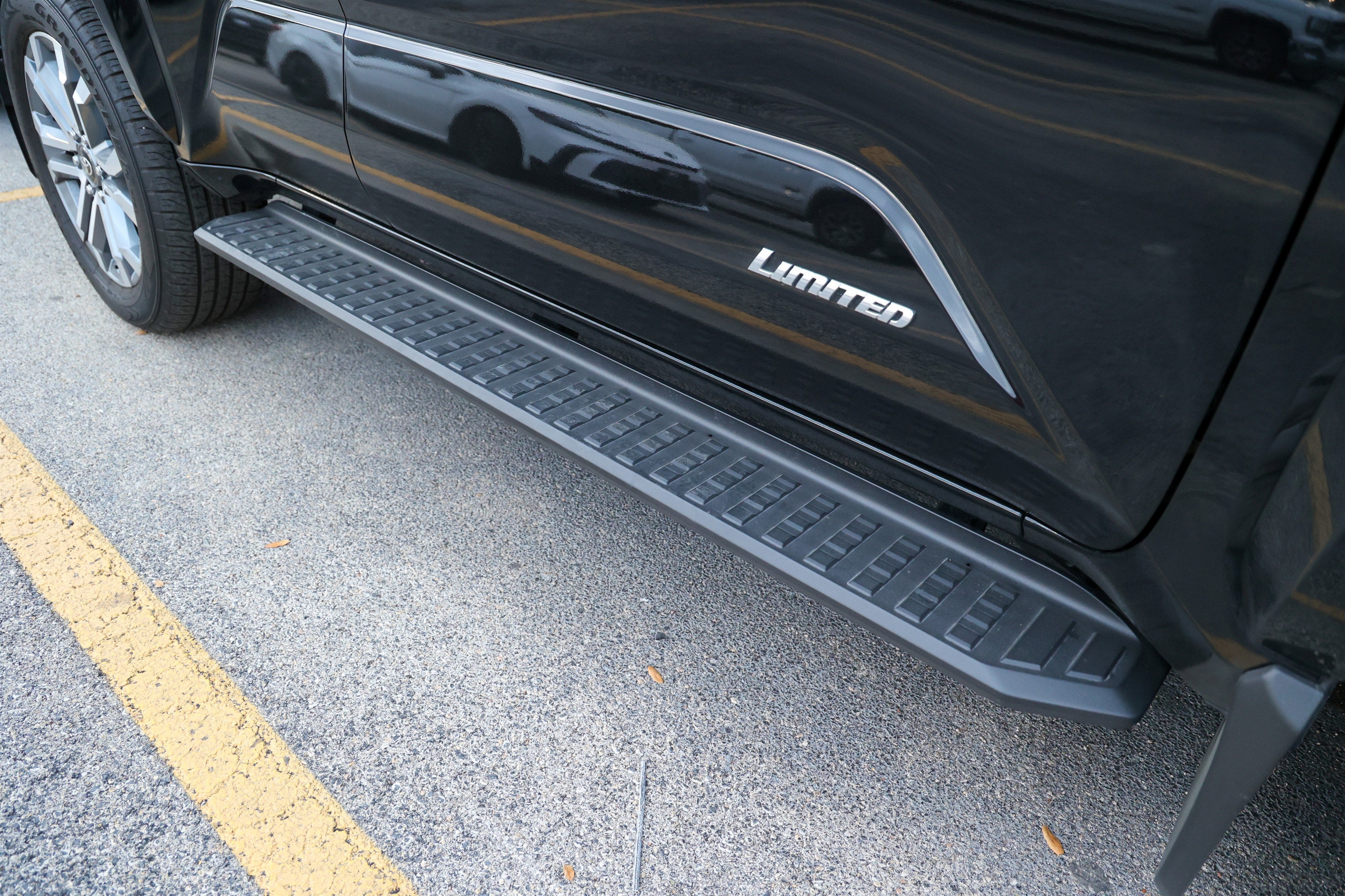 2025 Toyota 4RUNNER Limited