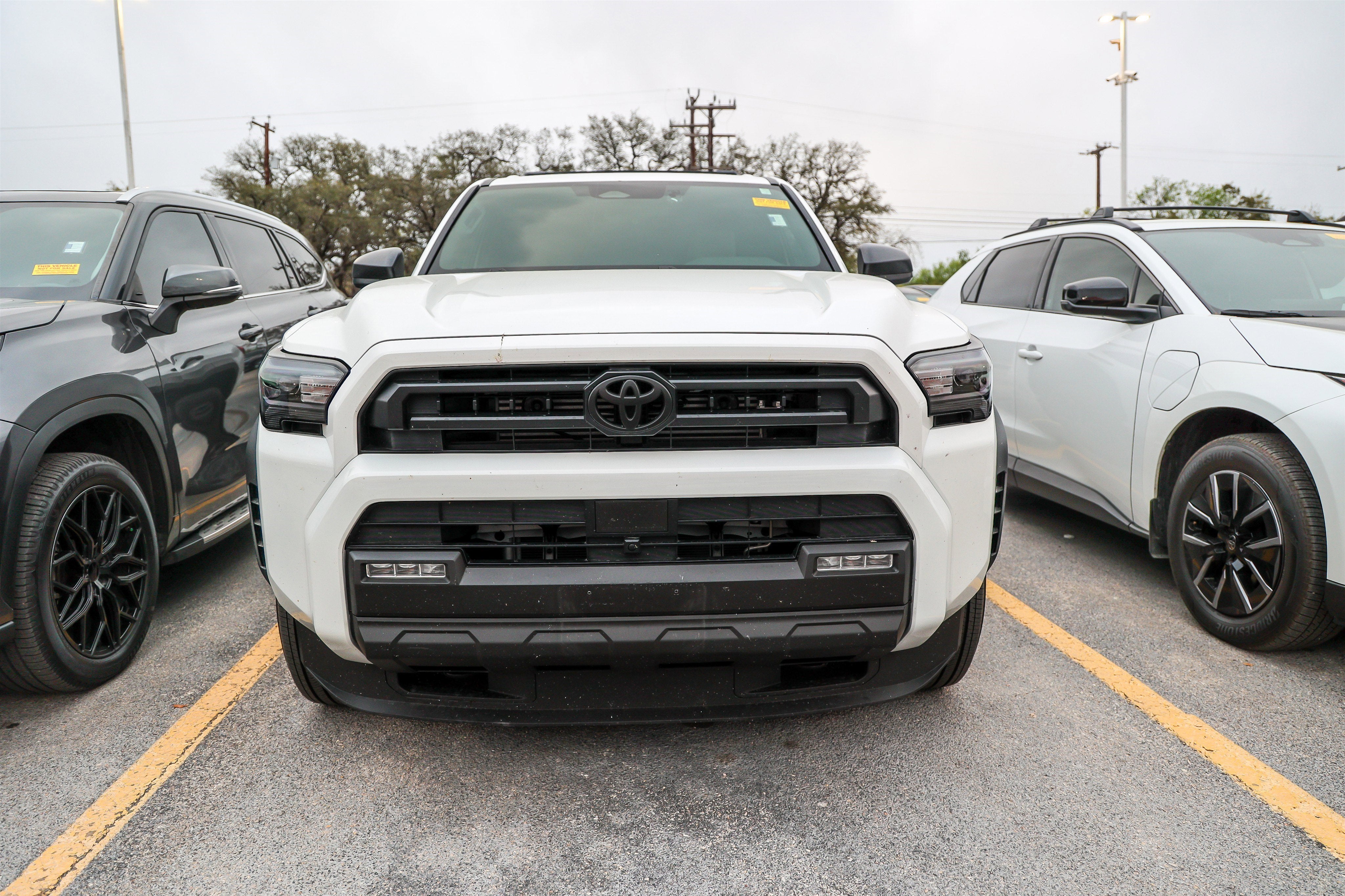 2025 Toyota 4RUNNER SR5