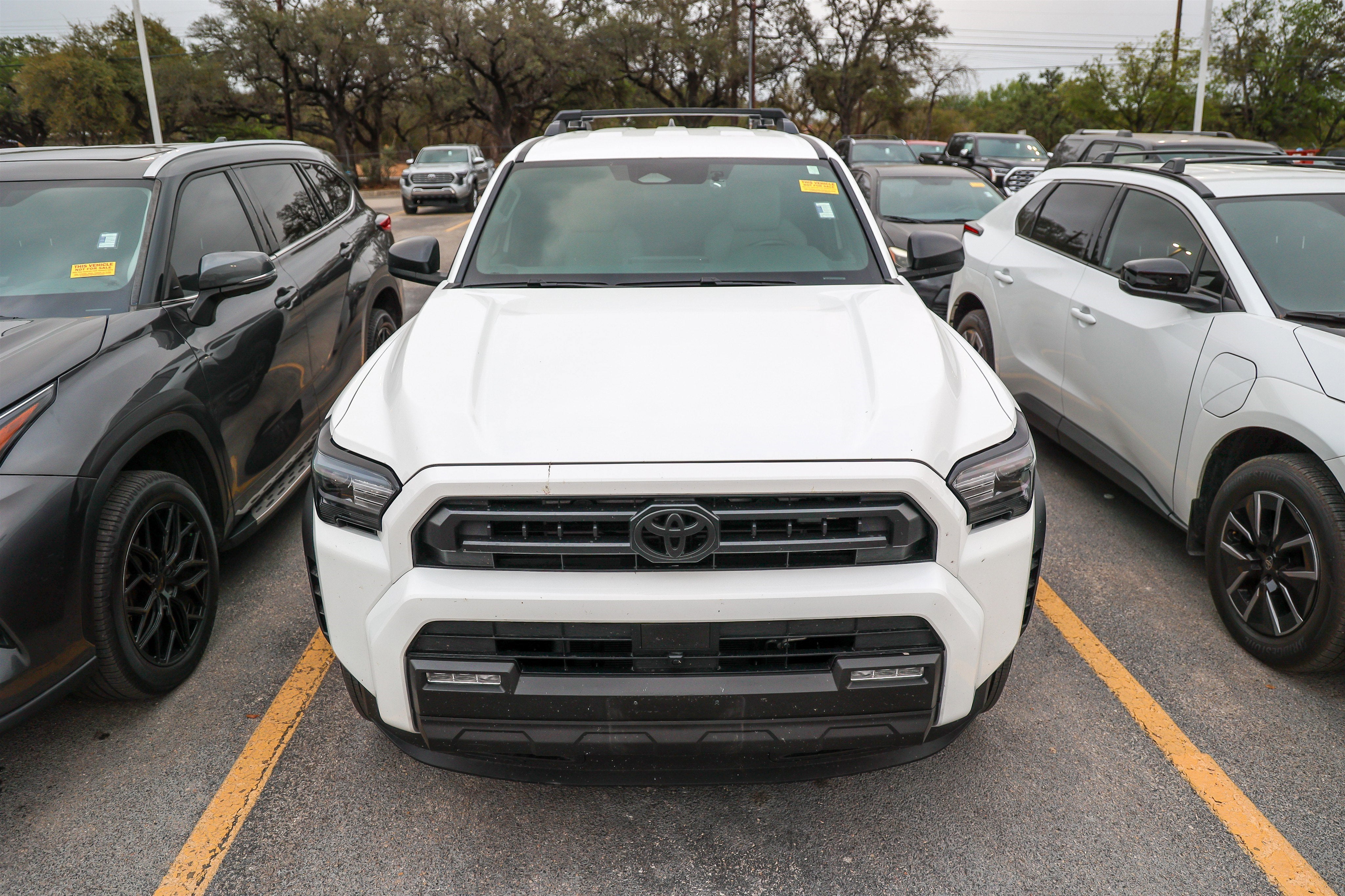 2025 Toyota 4RUNNER SR5