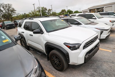 2025 Toyota 4RUNNER SR5