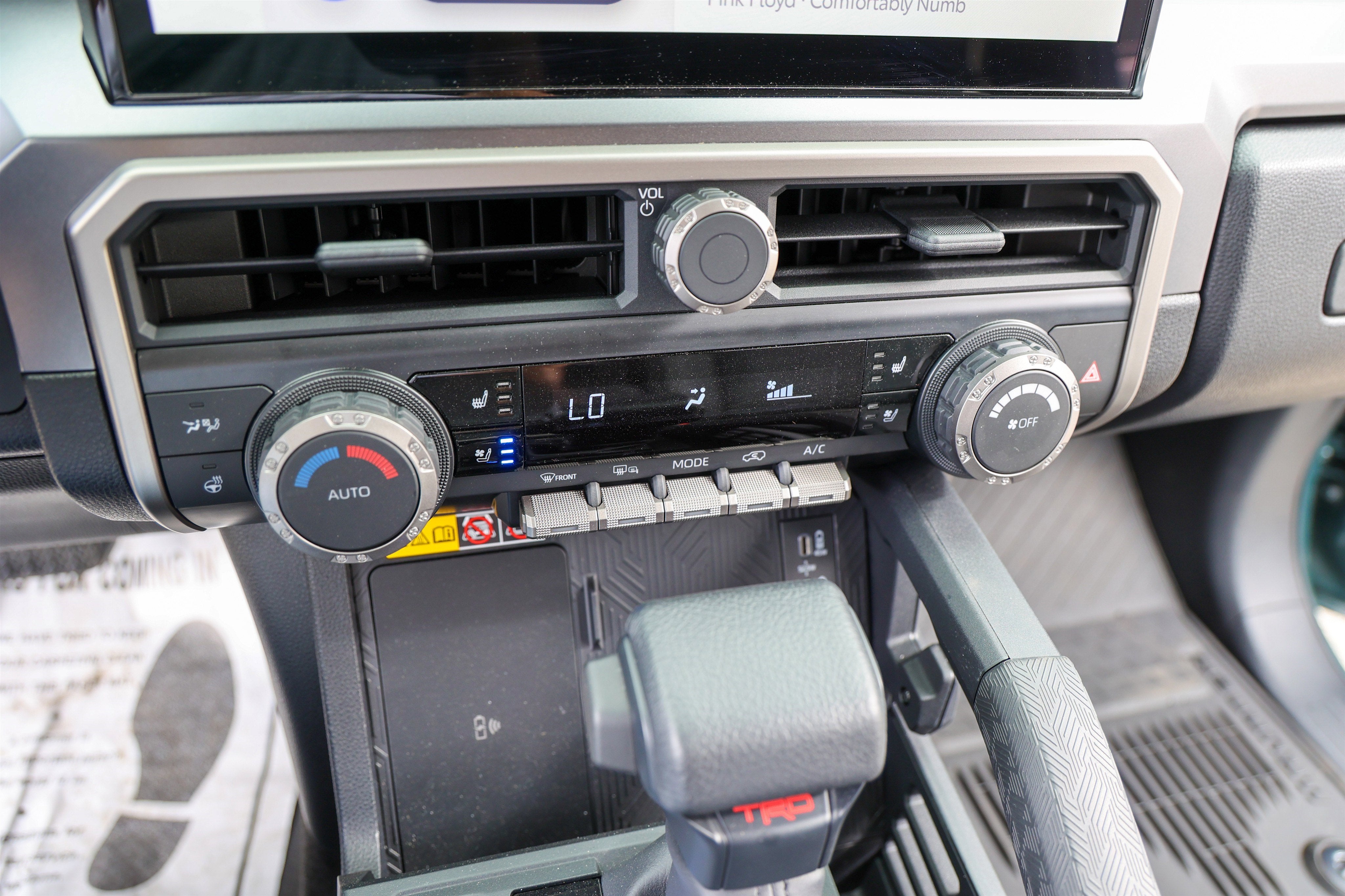 2025 Toyota 4RUNNER TRD Off Road Premium