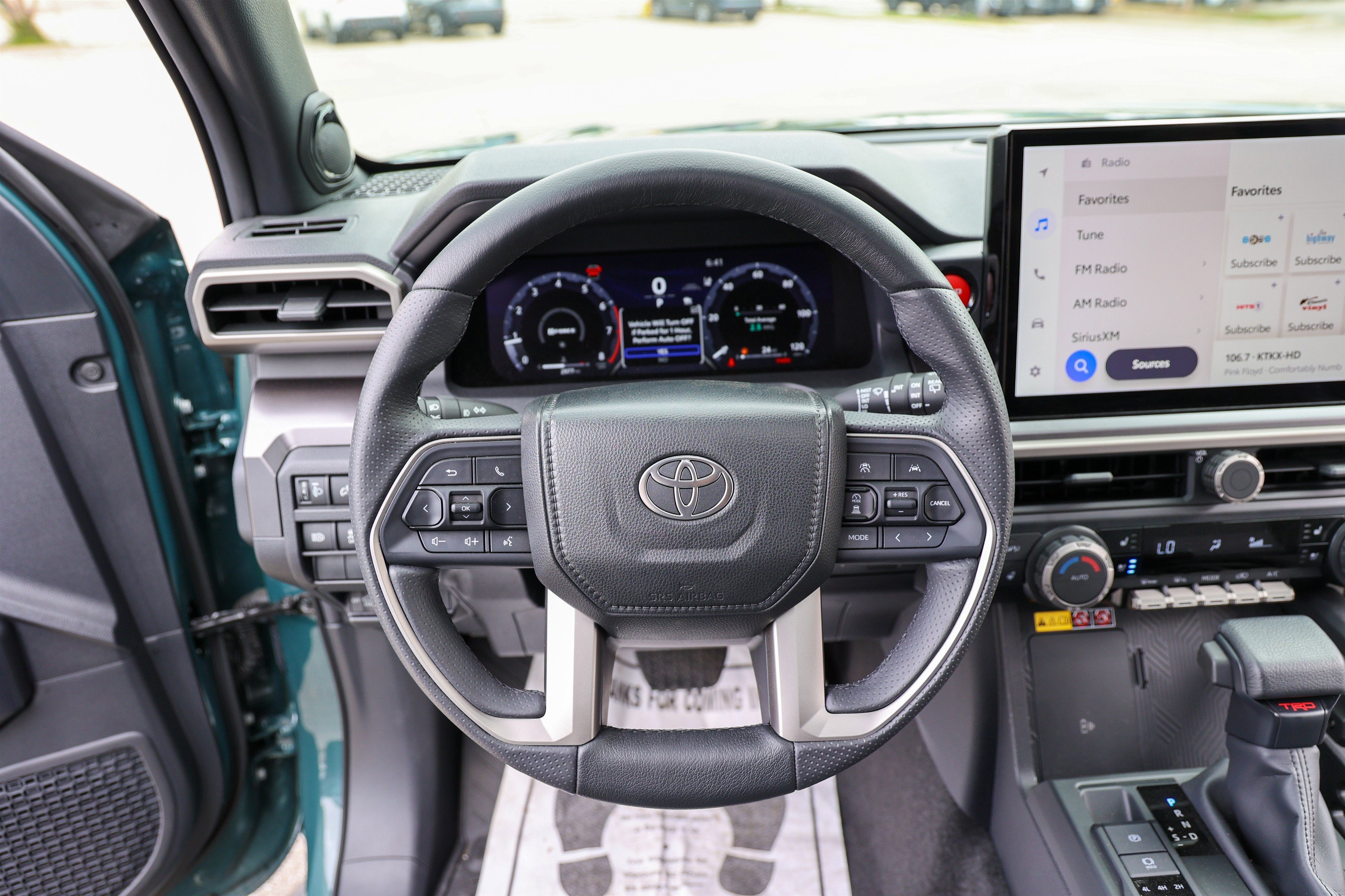 2025 Toyota 4RUNNER TRD Off Road Premium