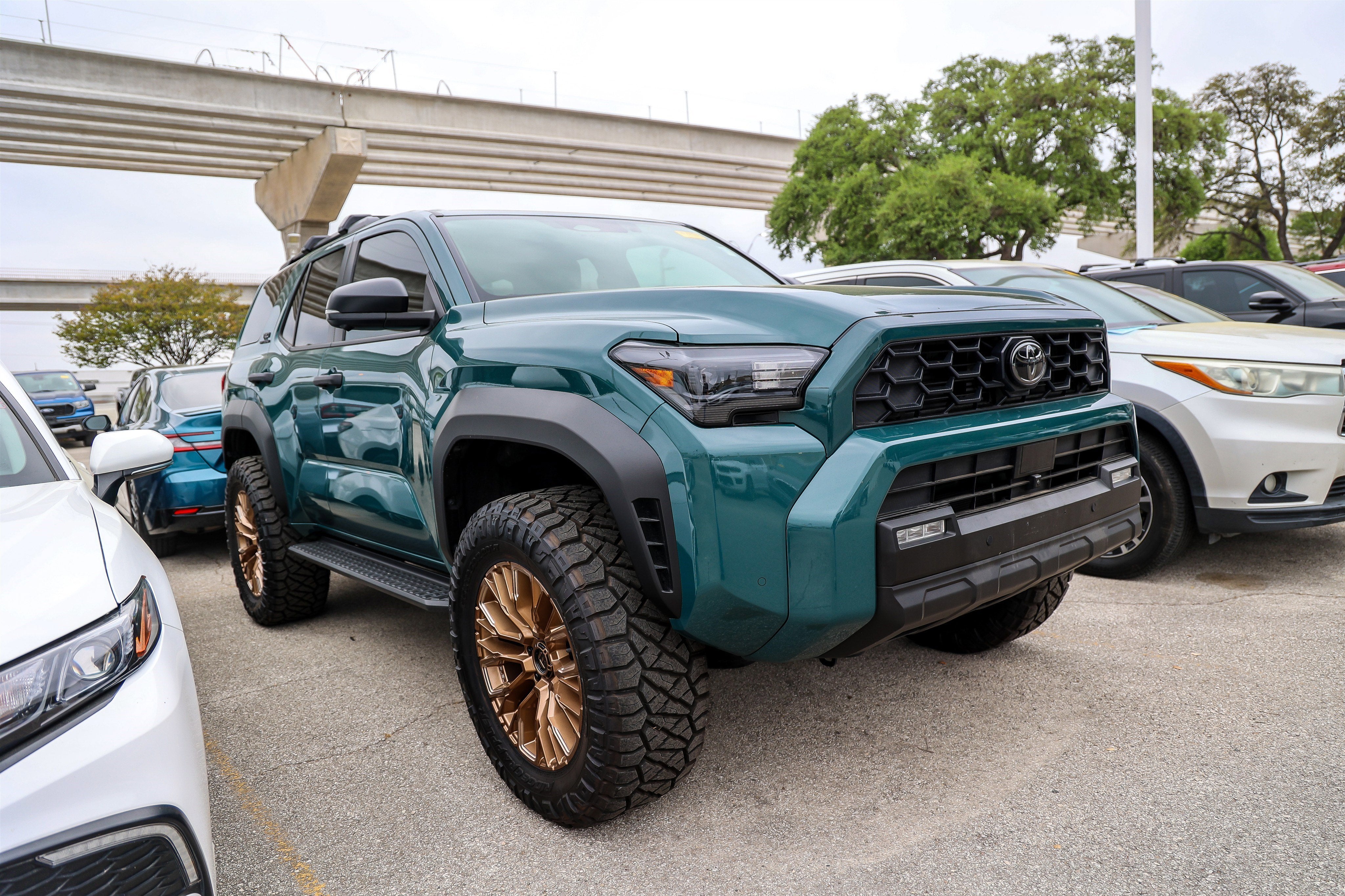 2025 Toyota 4RUNNER TRD OFF ROAD PREM