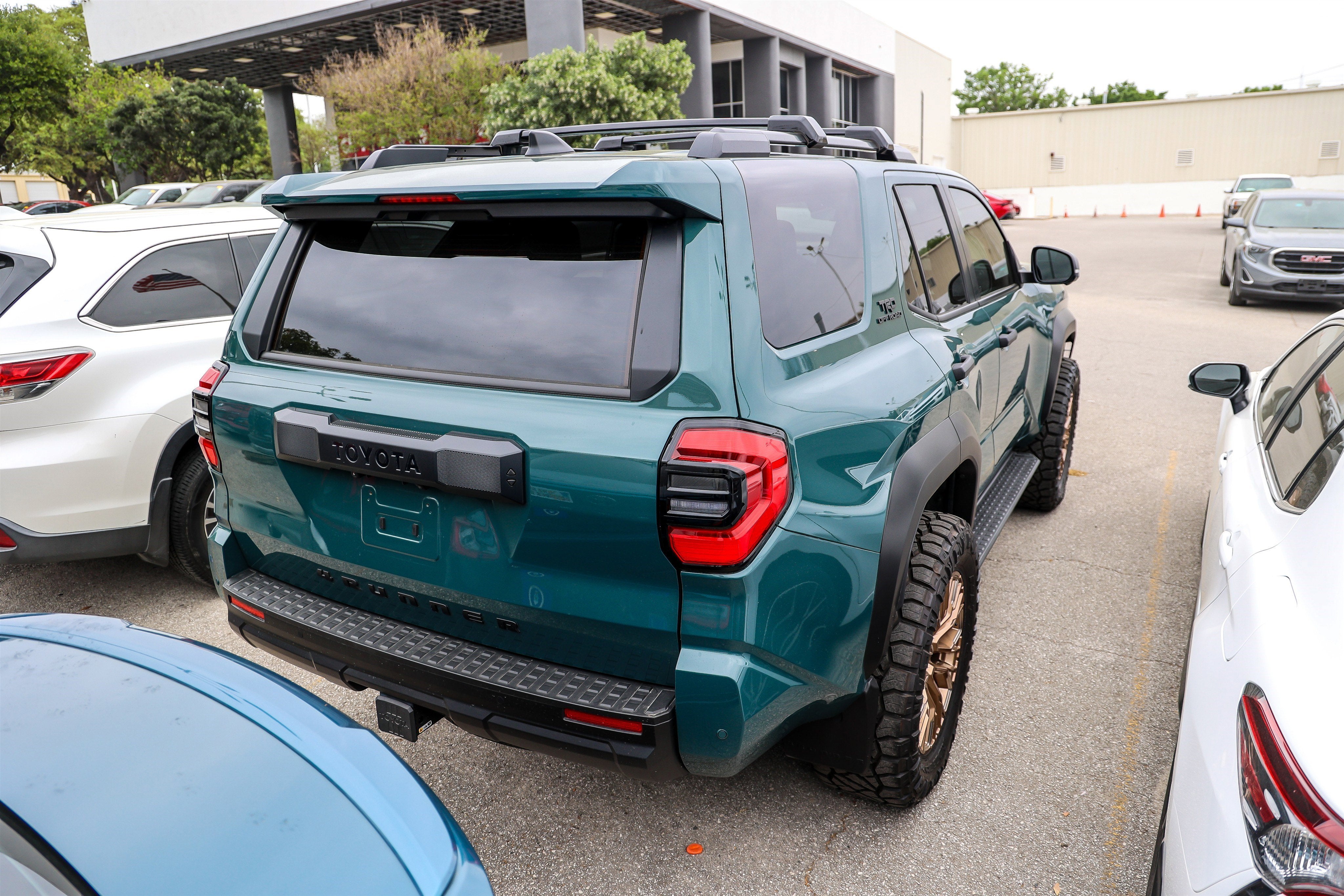 2025 Toyota 4RUNNER TRD OFF ROAD PREM