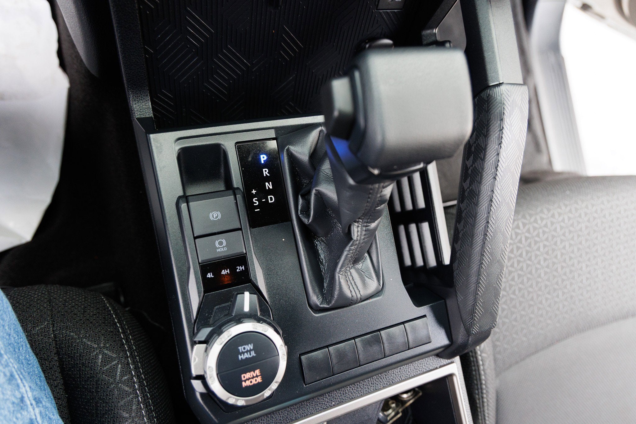 2025 Toyota 4RUNNER Limited