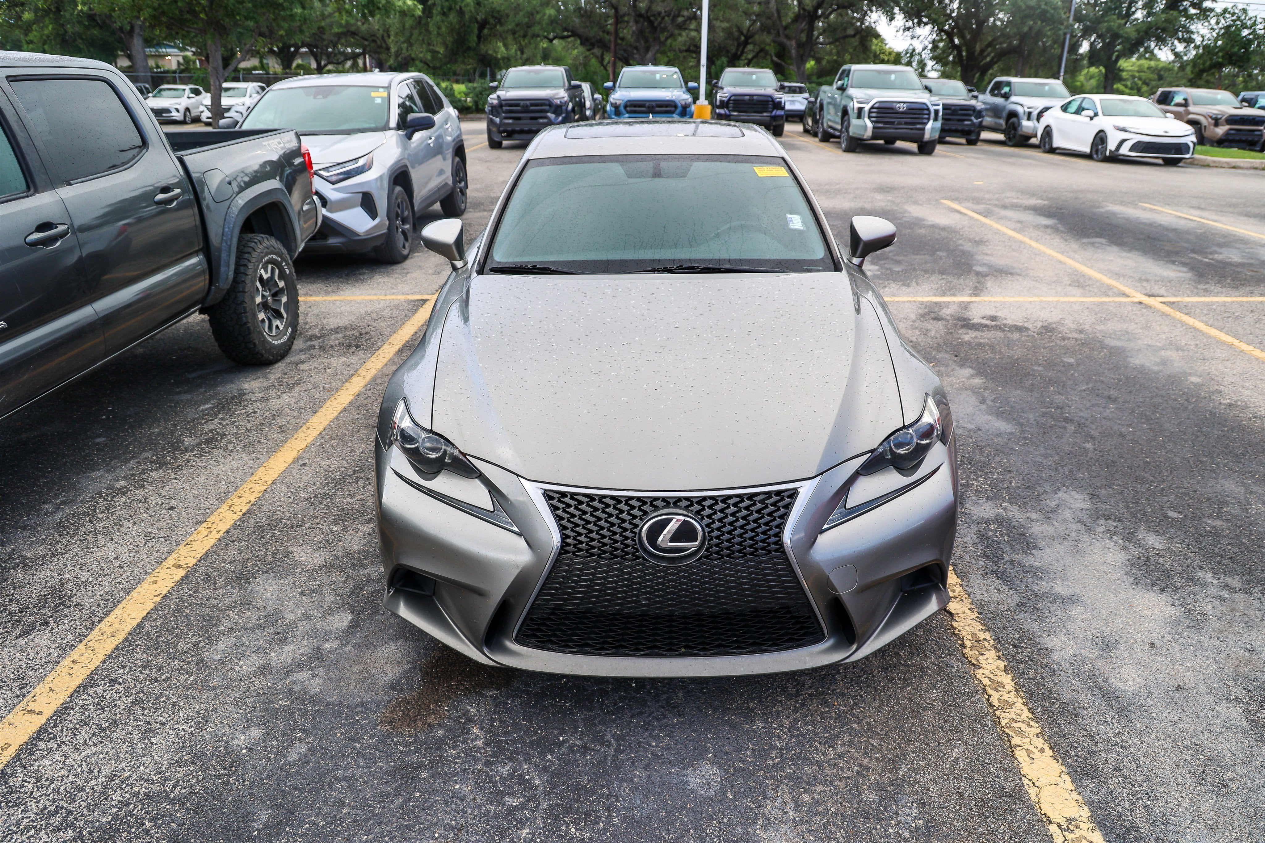 2016 Lexus IS 4DR SDN IS 350 RW