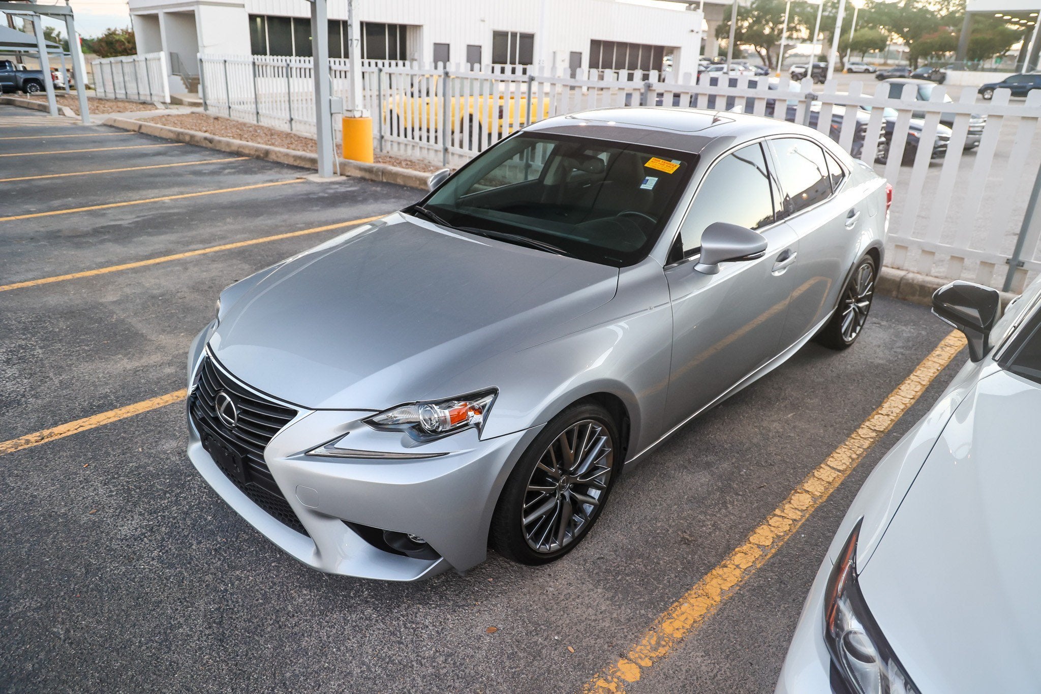 2015 Lexus IS 250 4dr Sport Sdn RWD