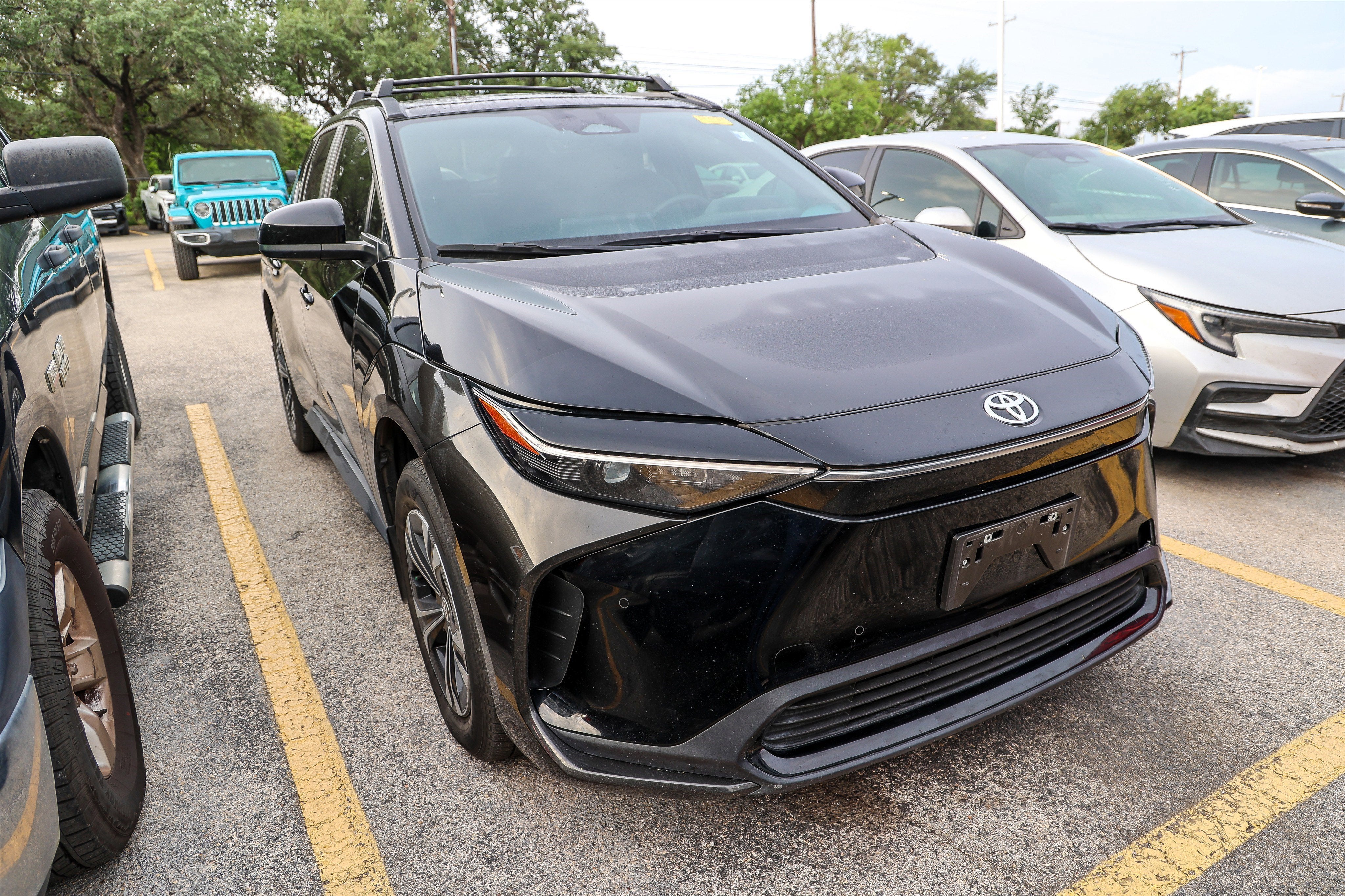 2024 Toyota bZ4X XLE