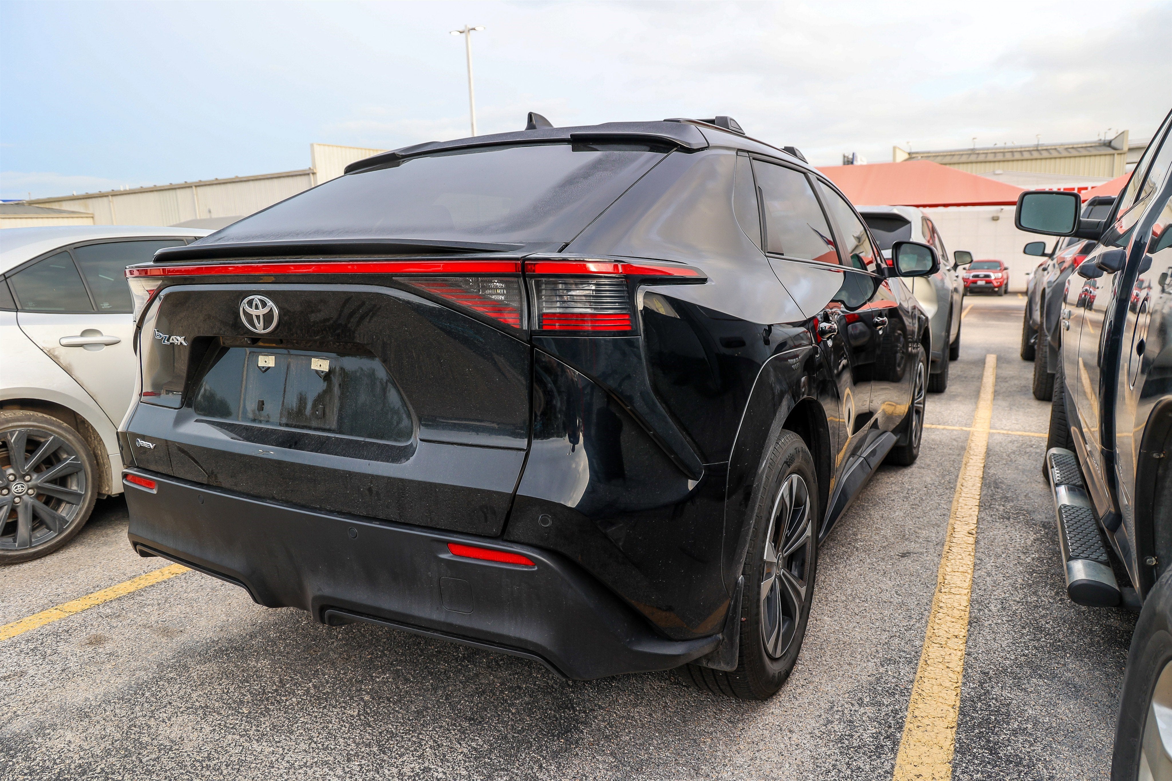 2024 Toyota bZ4X XLE