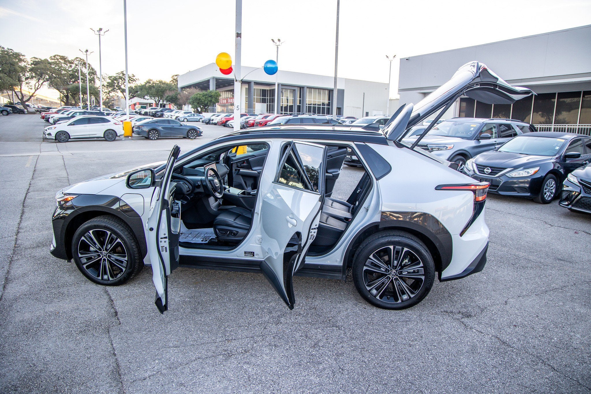 2023 Toyota bZ4X Limited